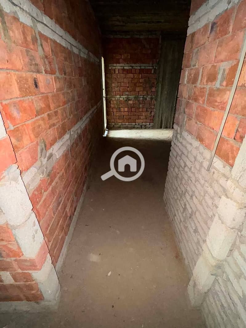 6 5812268122742919259_121. jpg