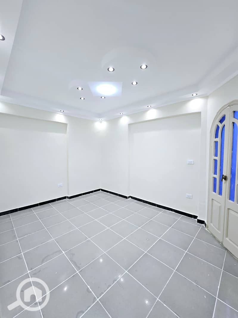 11 1001064758. jpg