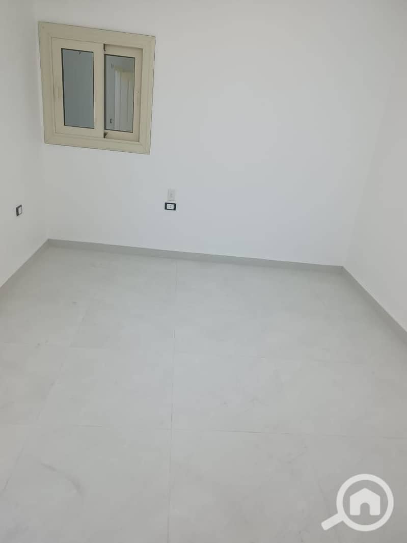 20 1000436585. jpg