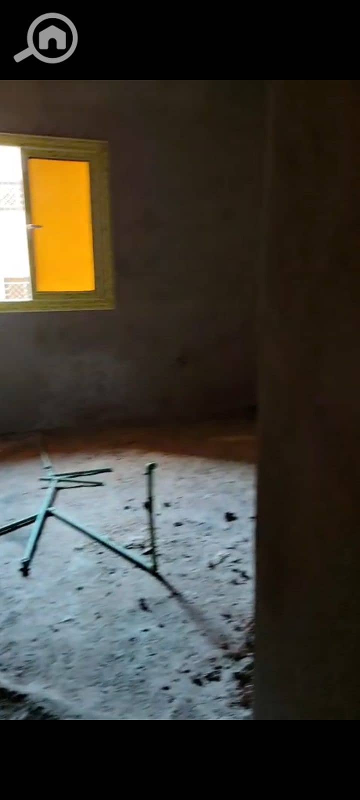 9 1000897288. png