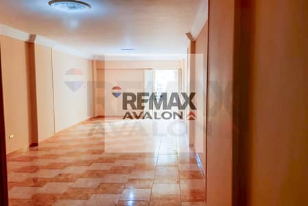 3 Bedroom Apartment for Rent in Sporting, Alexandria - 1. jpg