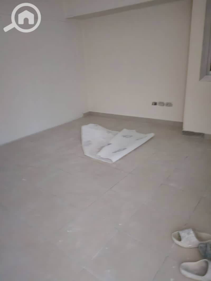 3 880912. jpg