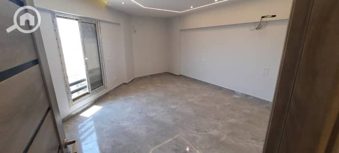 3 Bedroom Flat for Rent in Hadayek October, Giza - 1000086700. jpg