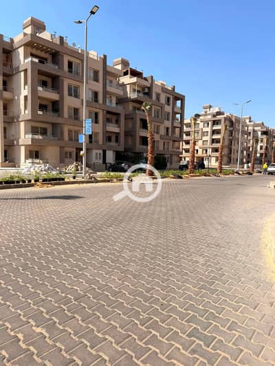 3 Bedroom Apartment for Sale in 6th of October, Giza - 787367721_122147003709133821_4194329972585913564_n. jpg