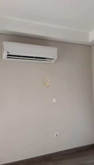 شقة 3 غرف نوم للايجار في الشيخ زايد، الجيزة - WhatsApp Image 2026-09-01 at 1.40. 09 PM (2). jpeg