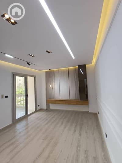 3 Bedroom Flat for Sale in Mostakbal City, Cairo - 719160861_1144458411540885_8909891521150278011_n. jpg