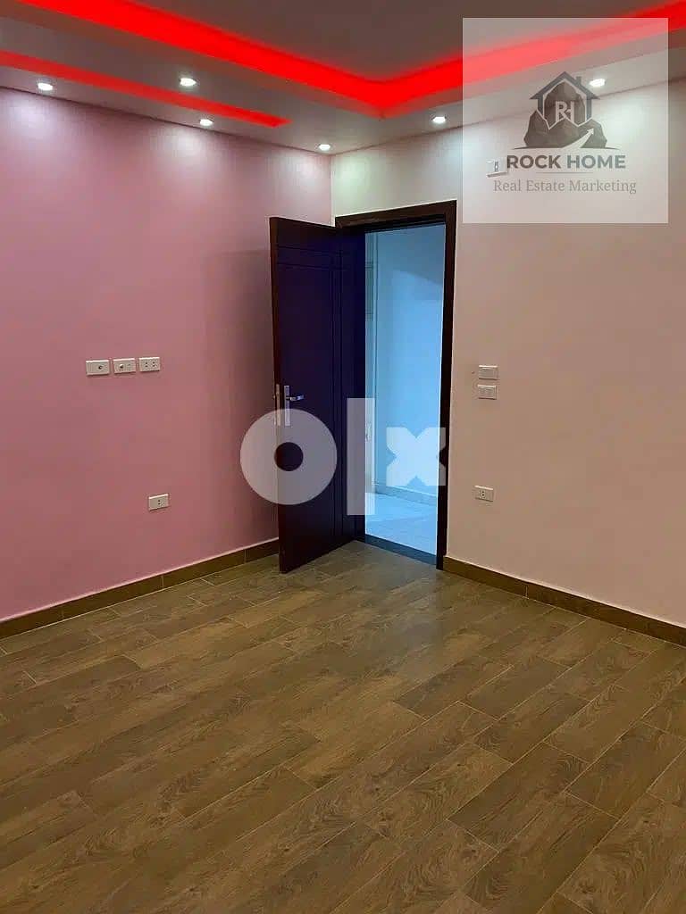 6 1000383534. jpg
