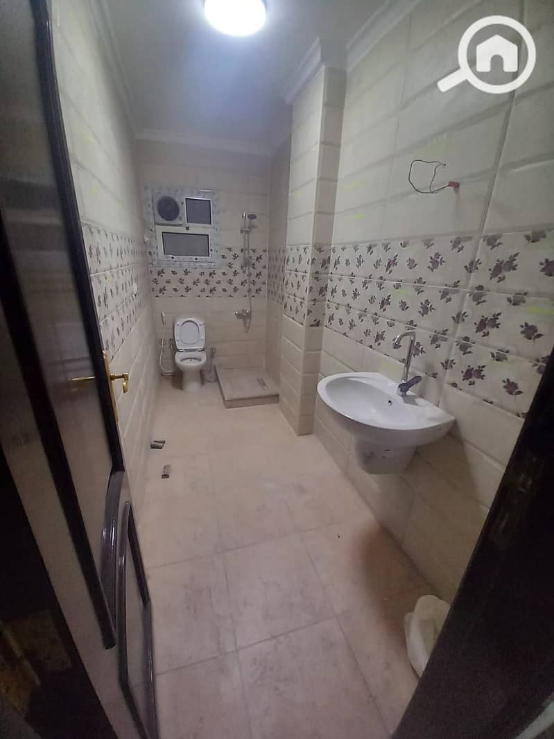 12 39656. jpg