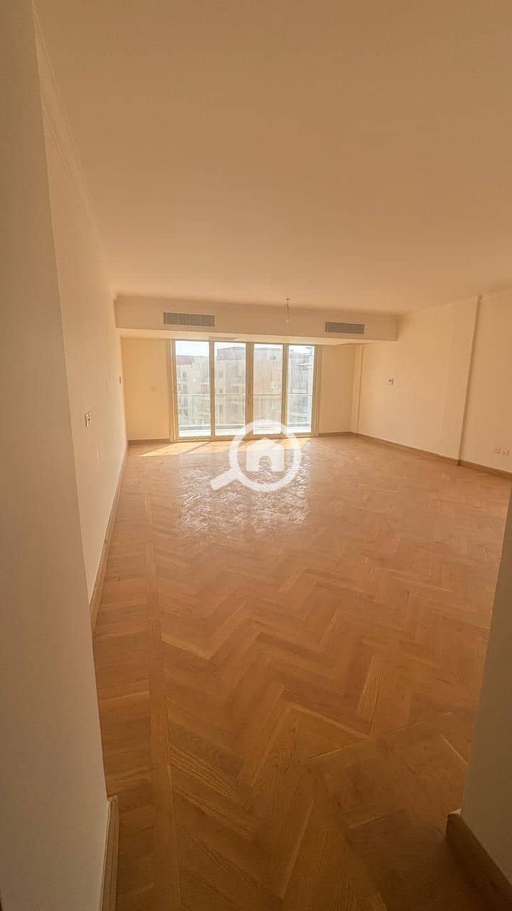 7 1000606510. jpg