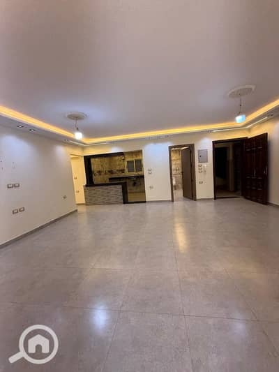 شقة 3 غرف نوم للايجار في الشيخ زايد، الجيزة - WhatsApp Image 2026-09-01 at 1.06. 47 AM. jpeg