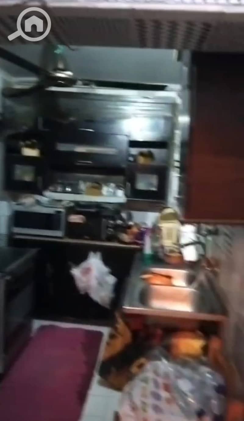 8 1001160448. jpg