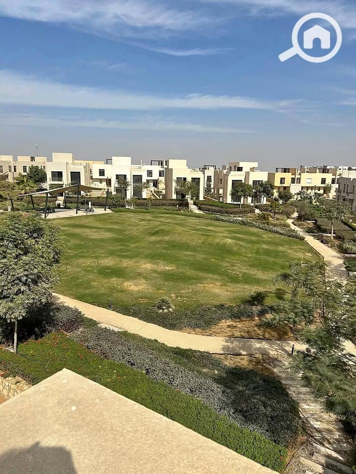 9 8. jpg