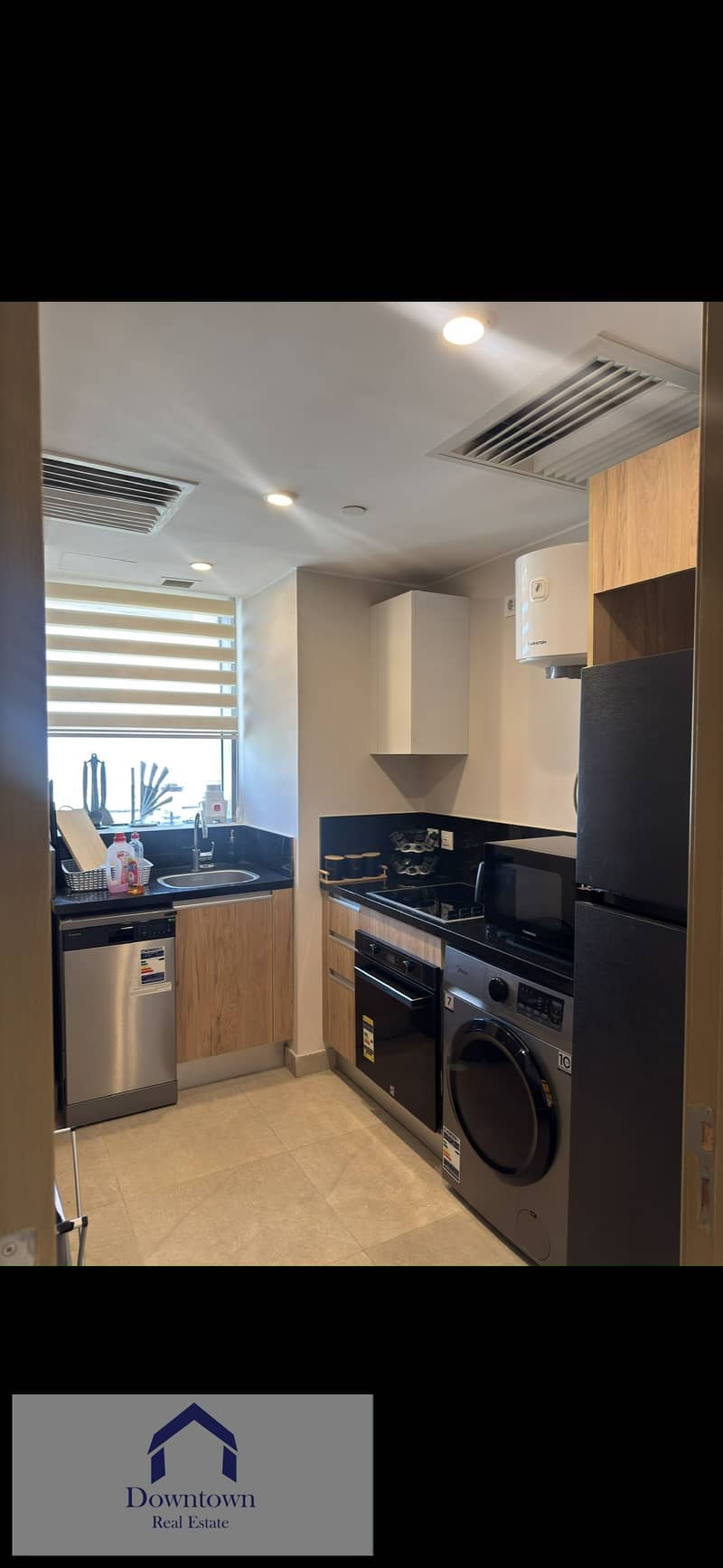 4 IMG_3423. png