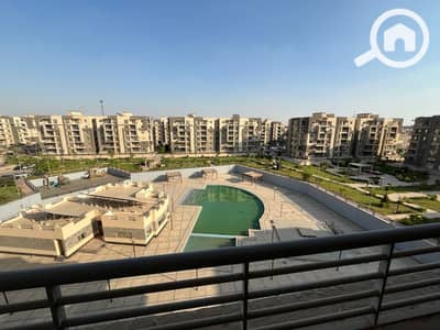 شقة 3 غرف نوم للايجار في 6 اكتوبر، الجيزة - 7bd3c256-dbb7-4513-b24e-1c43a29777c1. jpg