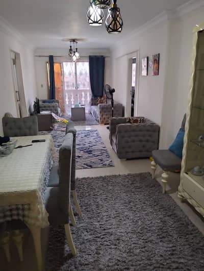 3 Bedroom Flat for Sale in Kafr Abdo, Alexandria - شقه ١٢٠ متر للبيع في كفر عبده ( الوسطاء يمتنعون )