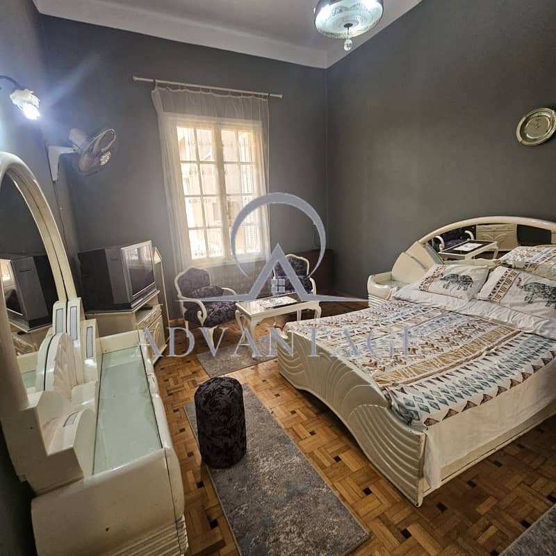 4 b4273bf4-cdd3-451d-b7d6-443ea34adeb2. jpg
