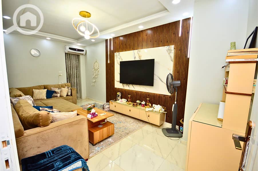 4 تصميم بدون عنوان_20260901_235633_٠٠٠٠. png