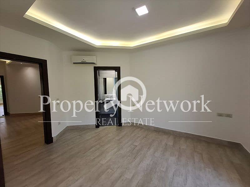 18 AMK095 (18). png