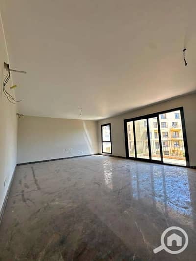 3 Bedroom Flat for Sale in 6th of October, Giza - 772790251_122151236553119645_7868270081195124296_n. jpg 3 Bedroom Flat for Sale in 6th of October, Giza - 772790251_122151236553119645_7868270081195124296_n. jpg