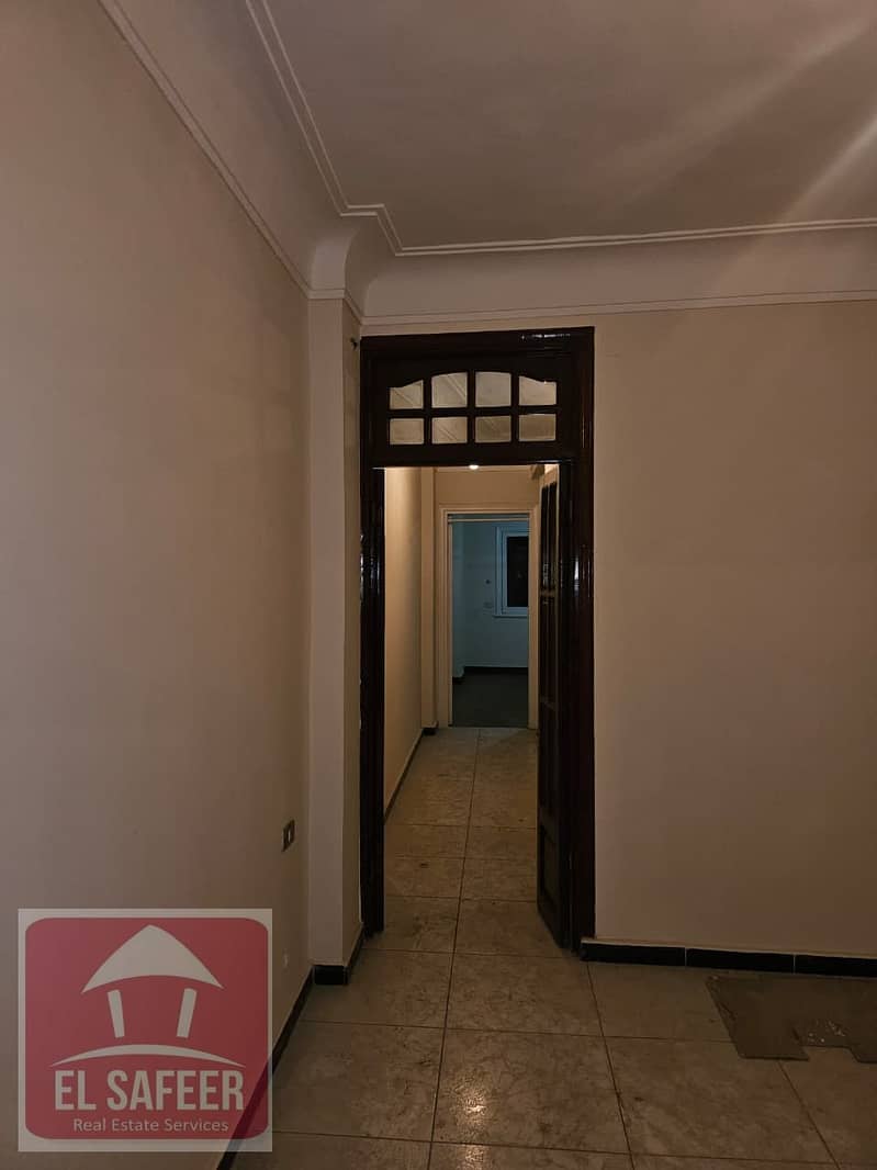 6 ef8e1393-a7ef-4570-9428-245ddc9ced30. jpg