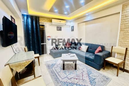 فلیٹ 2 غرفة نوم للايجار في سابا باشا، الإسكندرية - 1. jpg