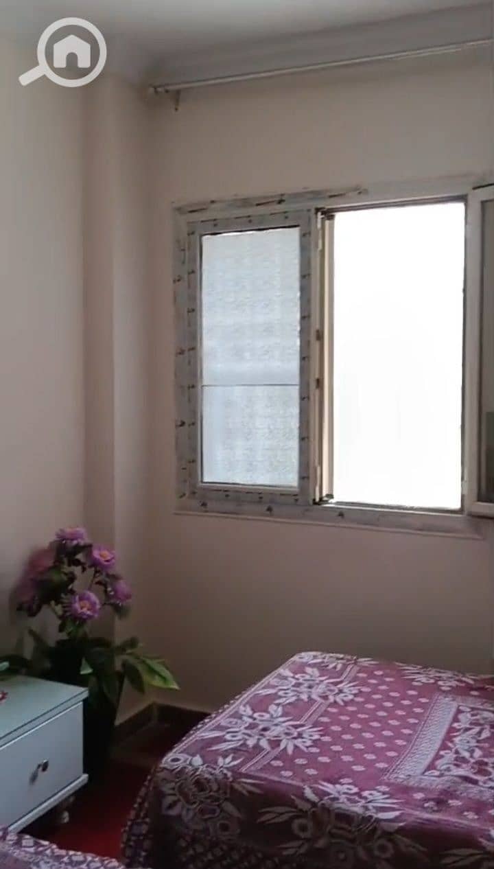 5 photo_5821272998420352938_y. jpg
