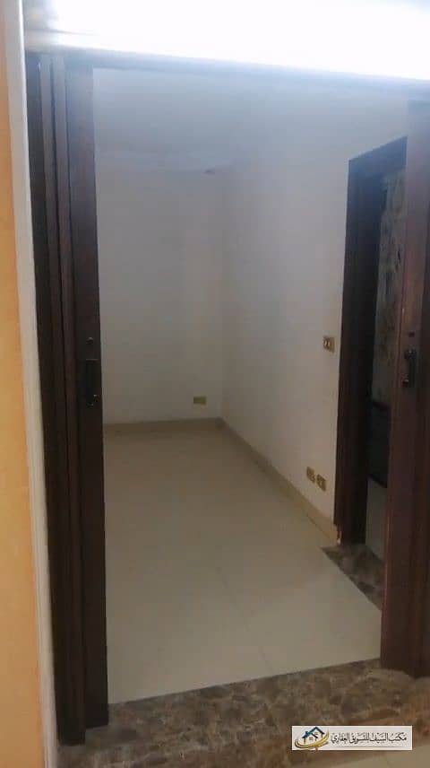 32 84420. jpg