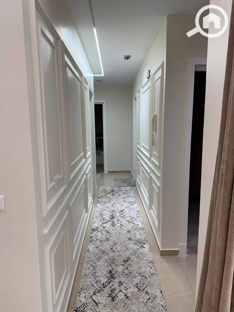 11 units-43791788279333. jpg