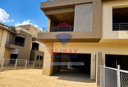 4 Bedroom Twin House for Sale in 6th of October, Giza - 1. jpeg