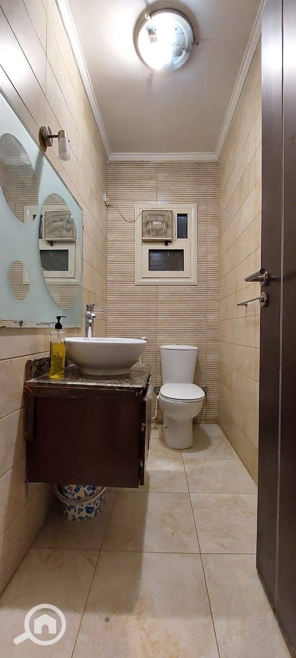 8 4cd249b4-5493-4bd8-aa11-ff7824e1e843. jpg