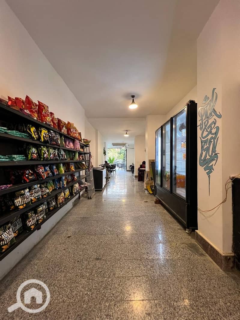 8 1000418771. jpg