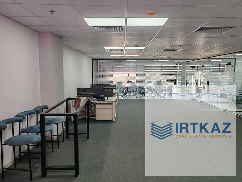 3 b9f09408-a2b2-4dd7-a7be-4de23d580805. jpg