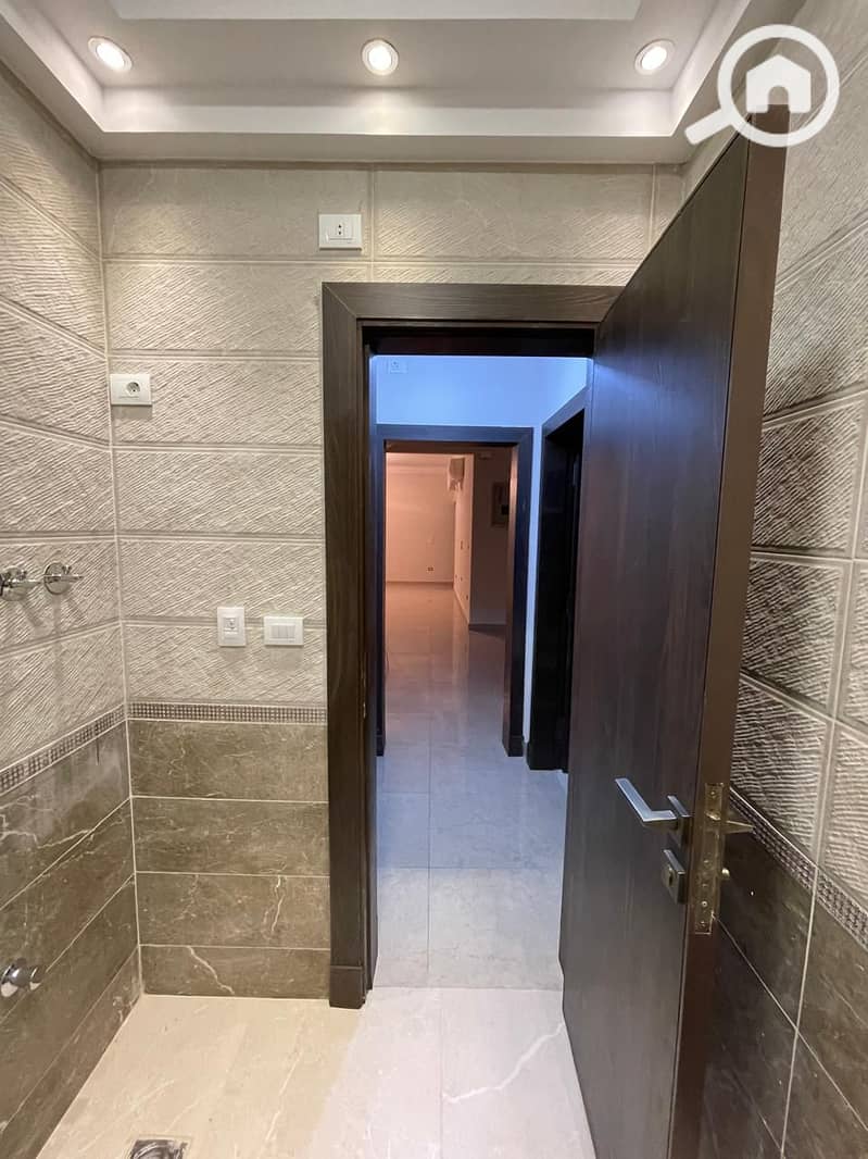 20 1000922065. jpg