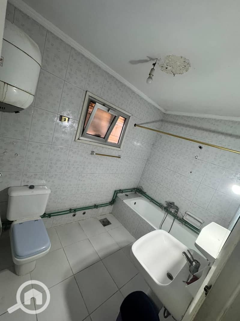 20 1000399647. jpg