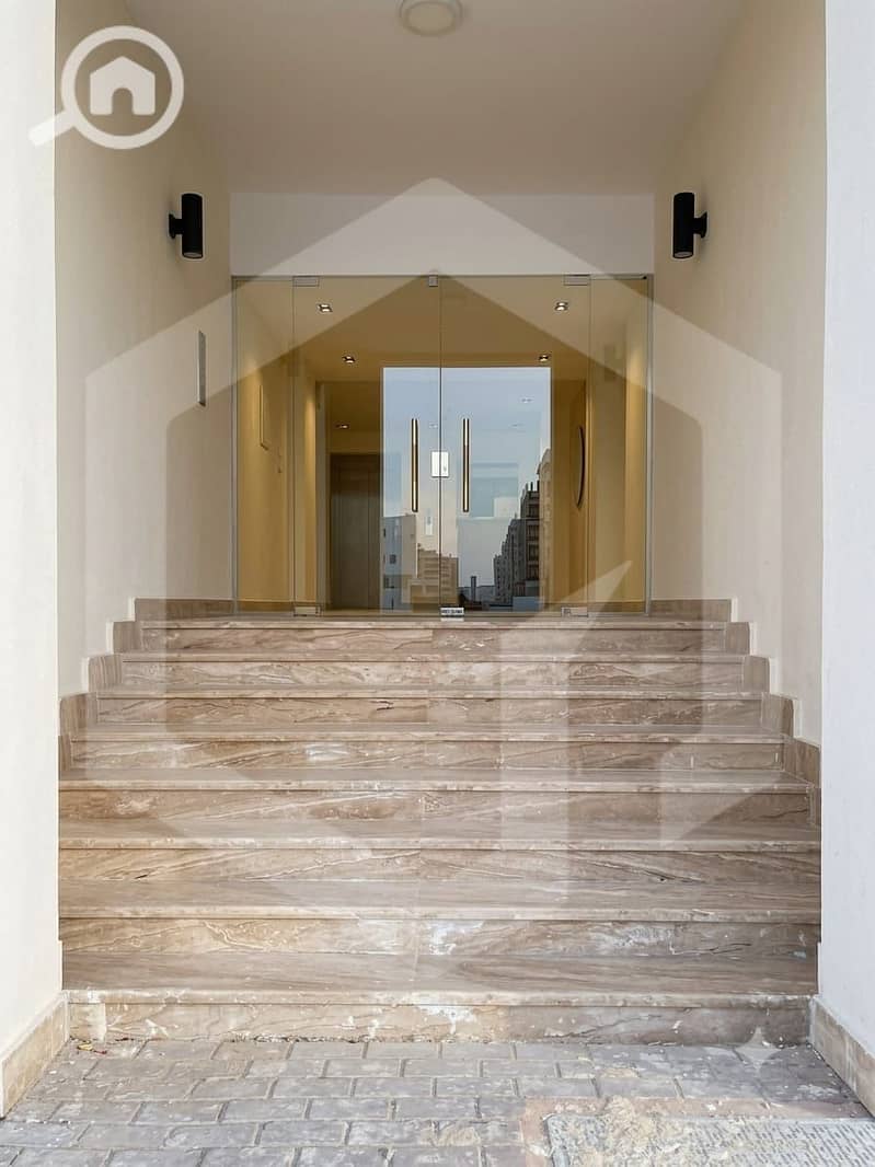 3 Bliss Gate 3. jpg