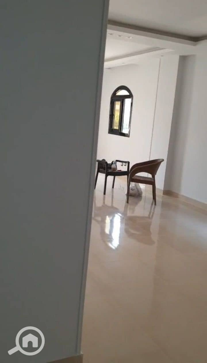 4 photo_5823613377639550807_y. jpg