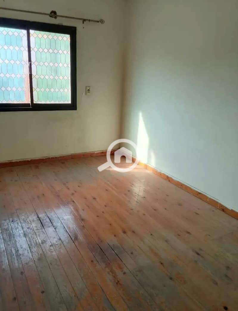 5 63565. jpg