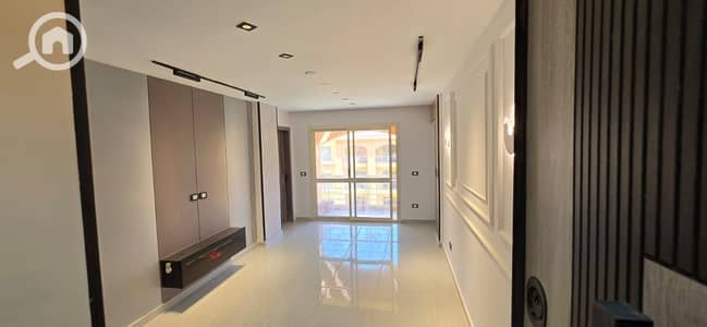 فلیٹ 2 غرفة نوم للبيع في 6 اكتوبر، الجيزة - 235418. jpg