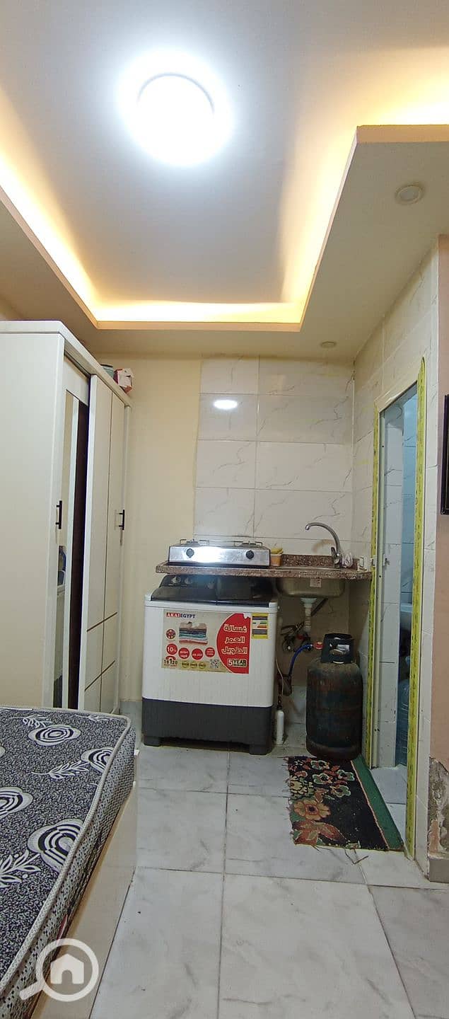 9 1000172840. jpg