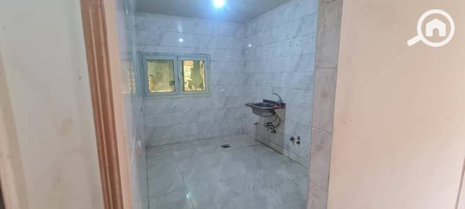 شقة 3 غرف نوم للايجار في مدينة الشروق، القاهرة - IMG_8795. jpg شقة 3 غرف نوم للايجار في مدينة الشروق، القاهرة - IMG_8795. jpg