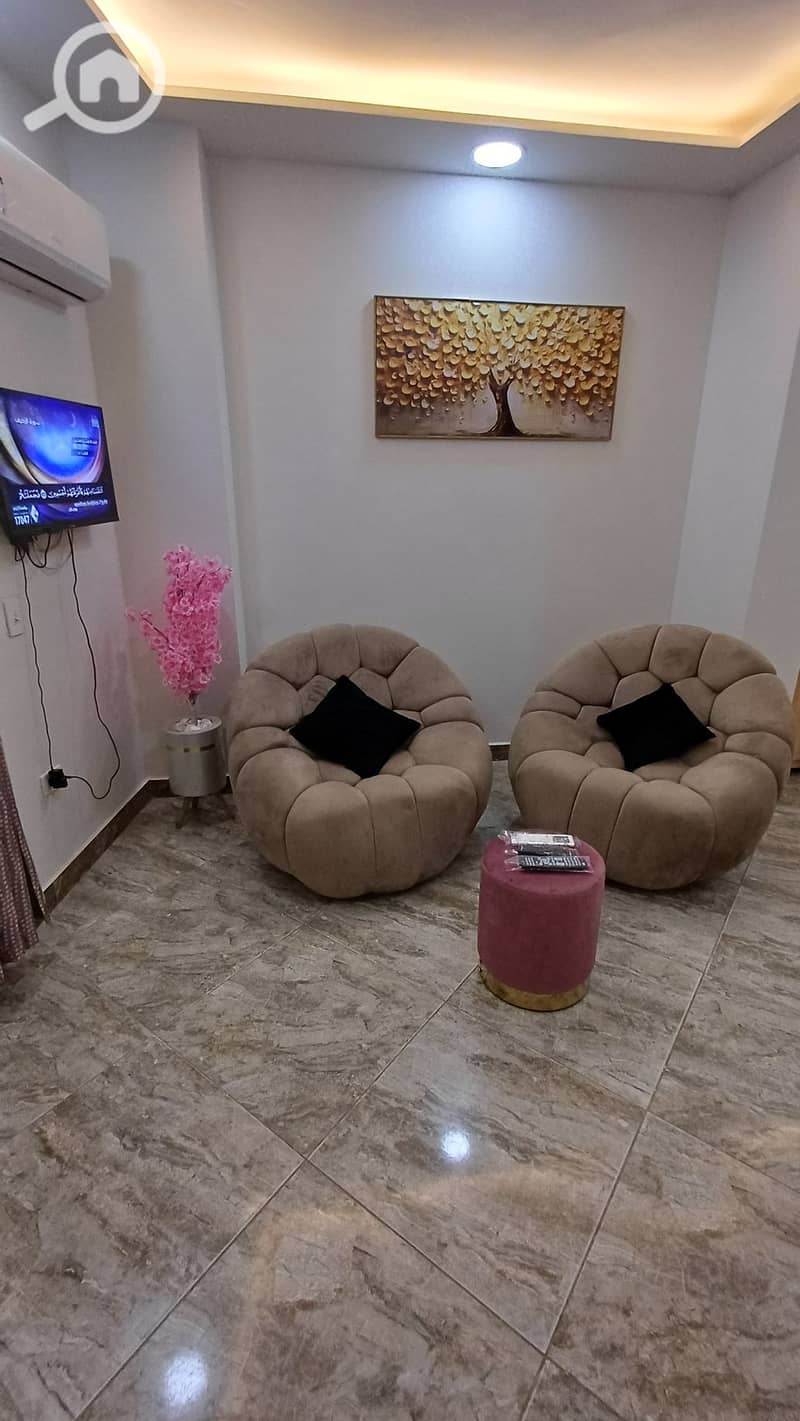 10 1000346374. jpg