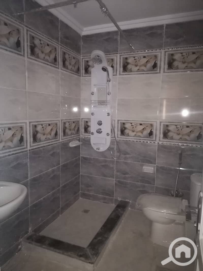 8 1000385081. jpg