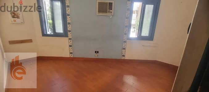 شقة 4 غرف نوم للايجار في سموحة، الإسكندرية - 555. png