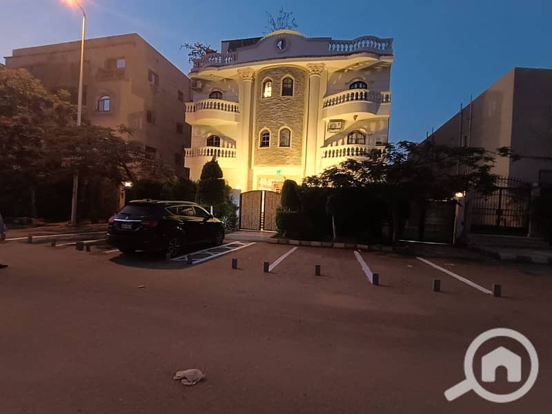 1000451873. jpg 1000451873. jpg