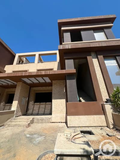 4 Bedroom Twin House for Sale in 6th of October, Giza - 058da946-6a39-4a70-93b7-fa795a13f992. jpg