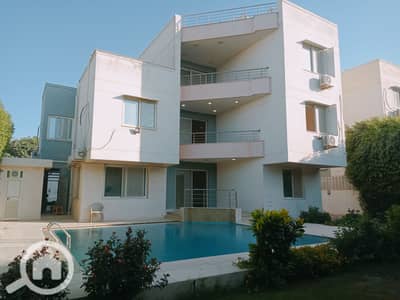 فیلا 5 غرف نوم للايجار في كينج مريوط، الإسكندرية - IMG20260904174908. jpg