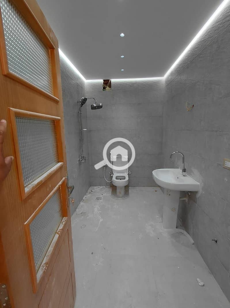 3 1000403764. jpg