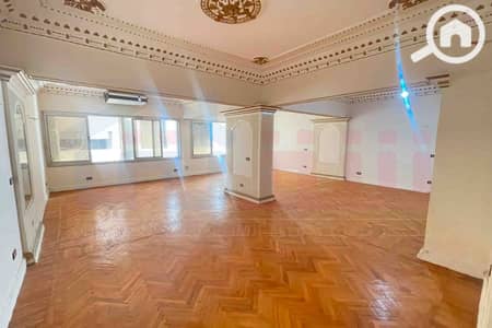 3 Bedroom Flat for Sale in Gianaclis, Alexandria - WhatsApp Image 2026-08-26 at 12.58. 15 (1). jpg