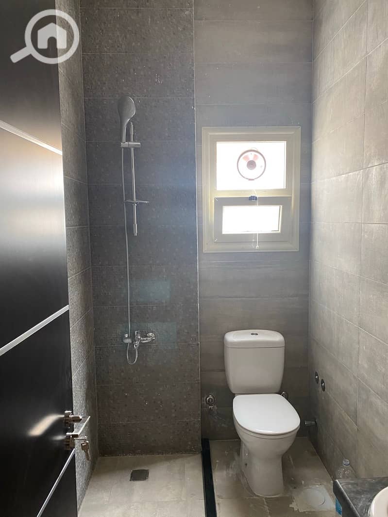 9 107527. jpg
