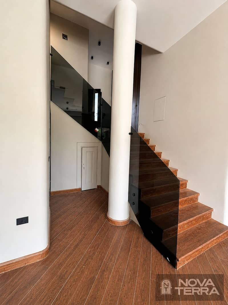 10 image-11. jpeg